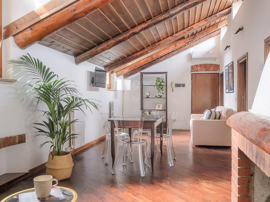 Casa Molino - A Due Passi Dal Duomo Apartment มิลาน ภายนอก รูปภาพ